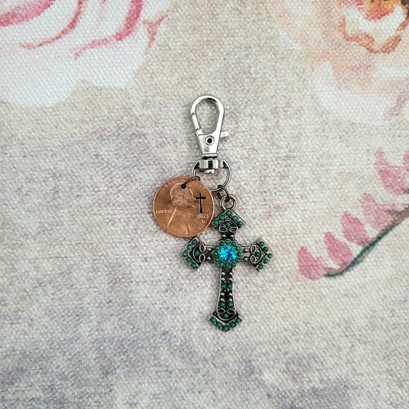 Lucky Penny Keychain | Handmade | 2023 - Picture 4 of 6